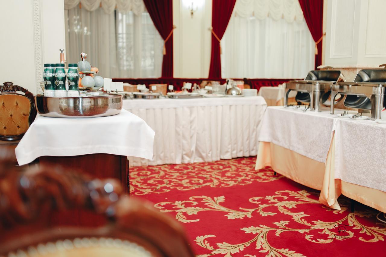 Nobilis Hotel Lviv Luaran gambar