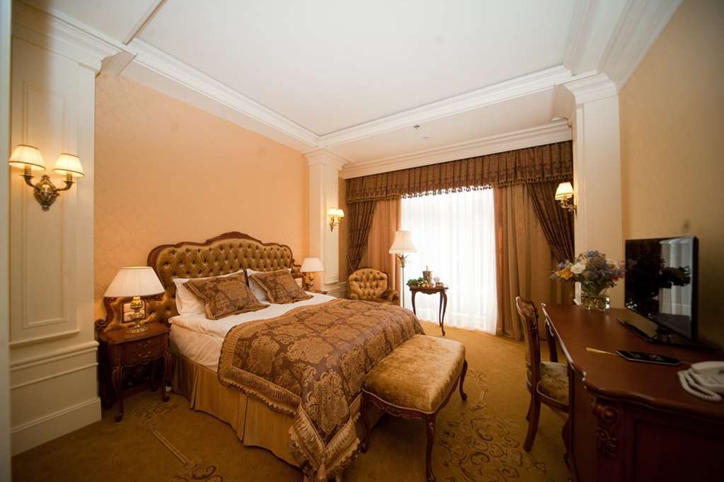 Nobilis Hotel Lviv Bilik gambar